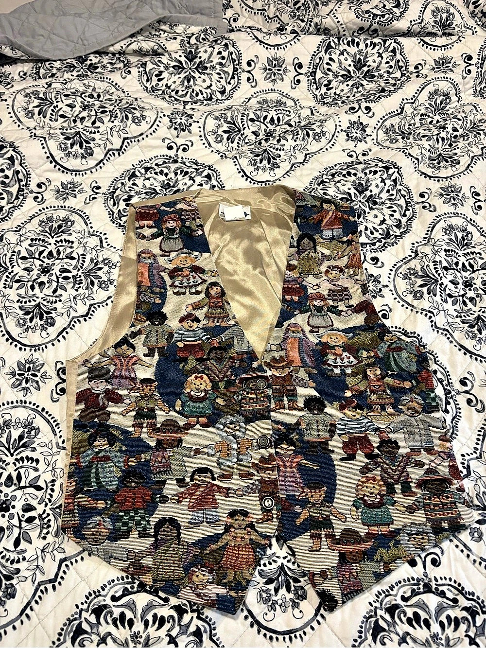 Paul Harris Design Tapestry Print Button-Front Vest Size Small
